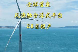 你真得自己打！库里4中1后5中4 半场砍下16分2板2助